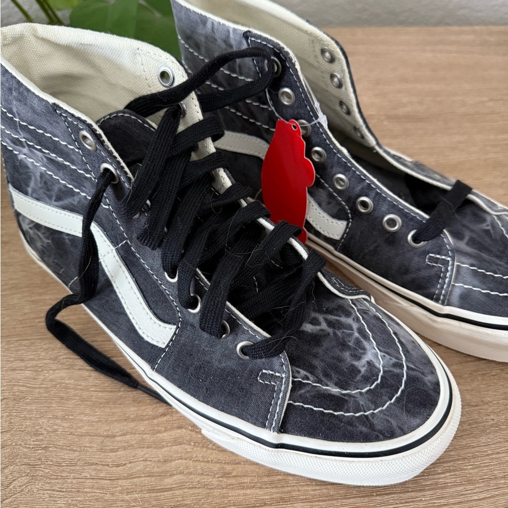 Vans High Tops Black/Marshmallow